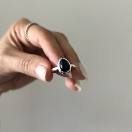 Anillo piedra onix gota plata 925