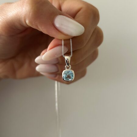 Colgante dije cuadrado topacio plata 925