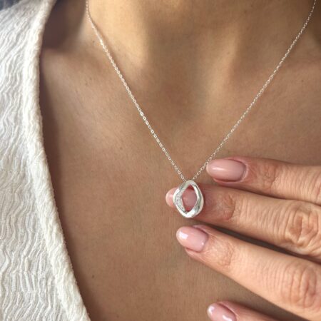 Colgante minimalista cubic plata 925